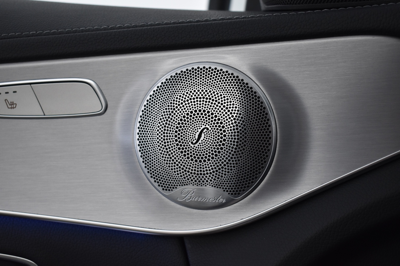 MERCEDES-BENZ C 2019