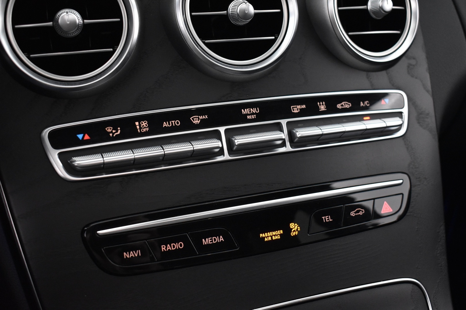 MERCEDES-BENZ C 2019