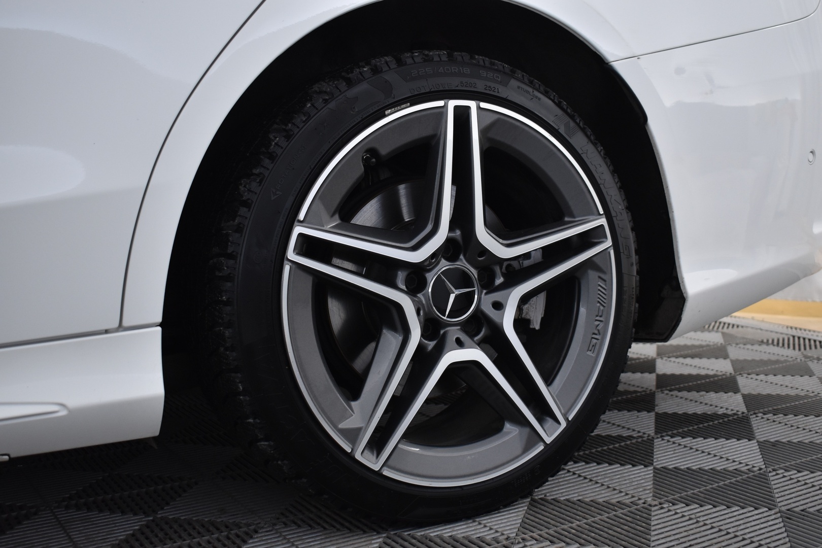 MERCEDES-BENZ C 2019