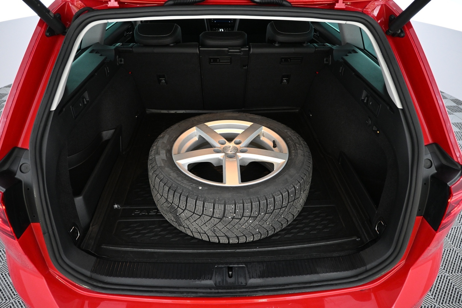 VOLKSWAGEN Passat 2022