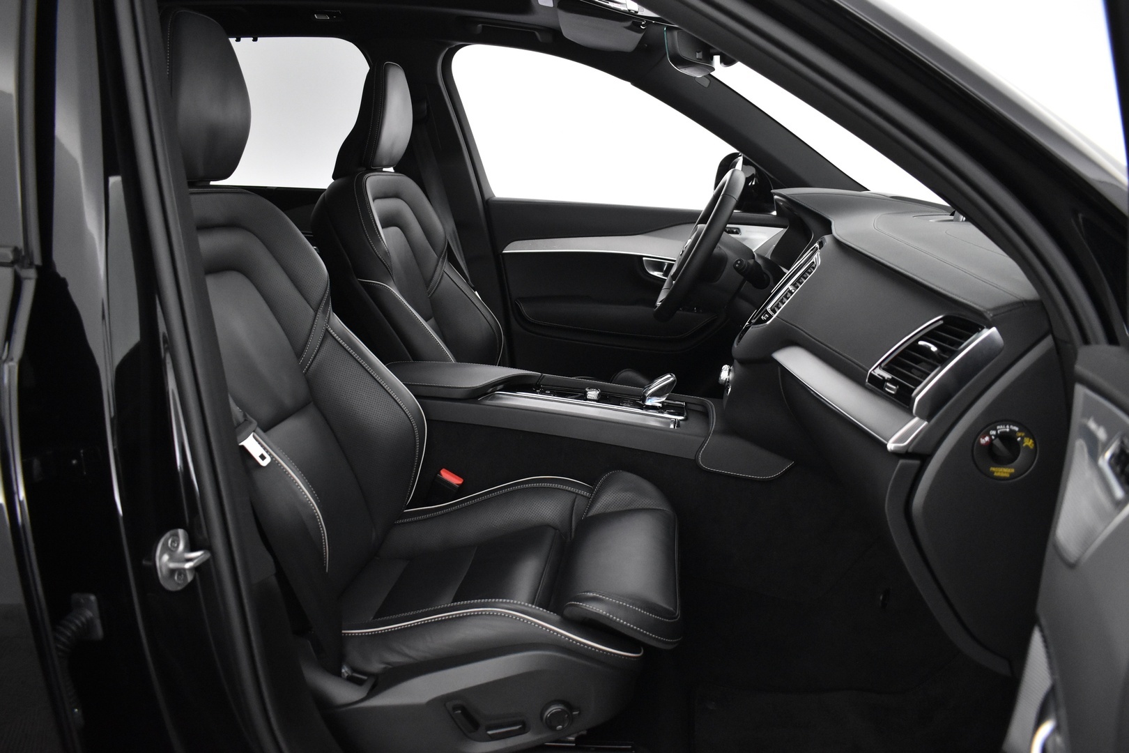 VOLVO XC90 2024