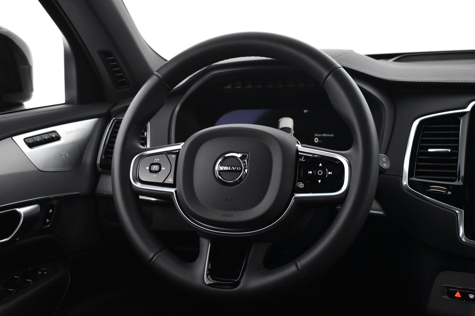 VOLVO XC90 2024