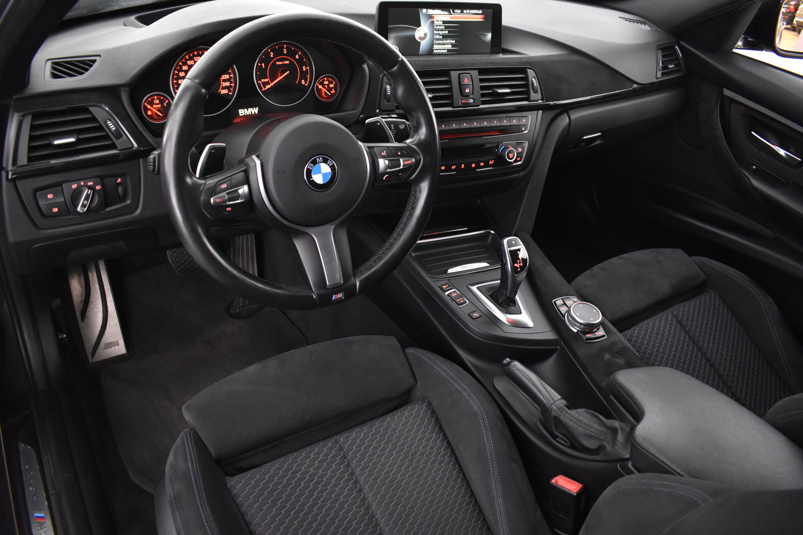 BMW 335 2015
