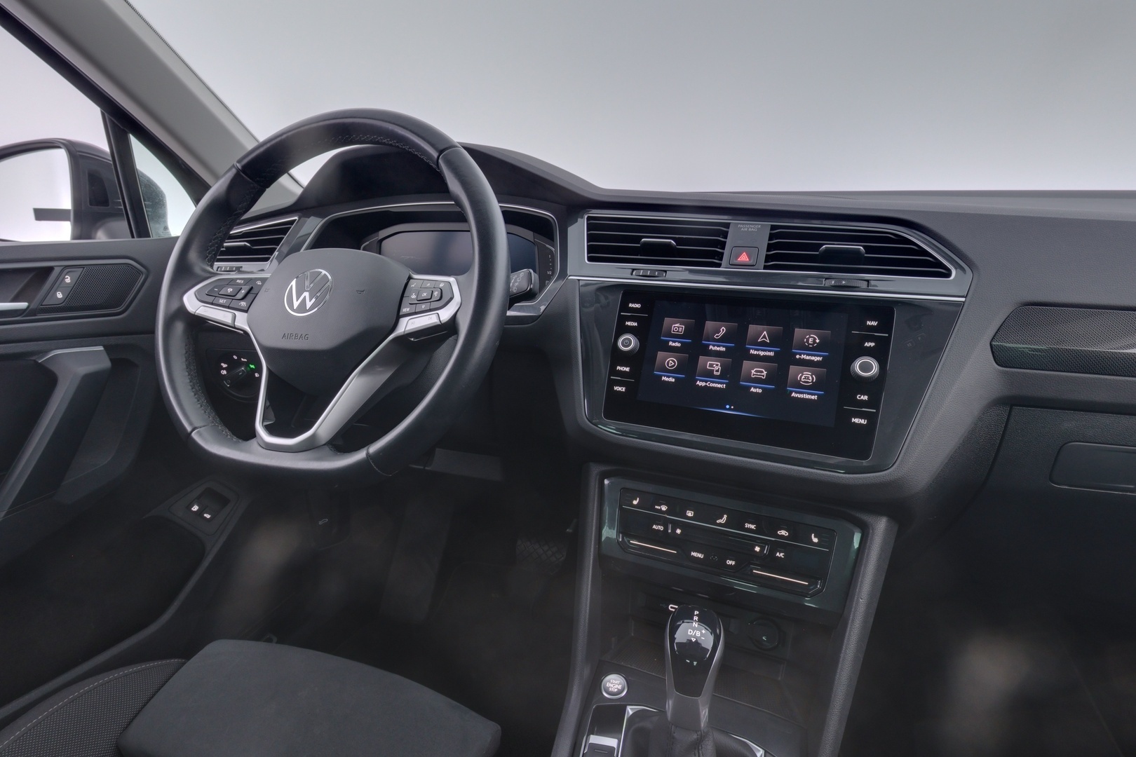 VOLKSWAGEN Tiguan 2021