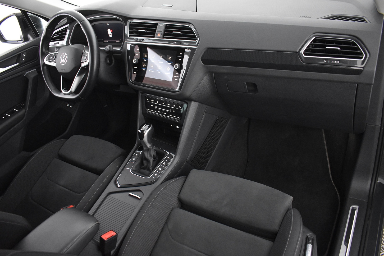 VOLKSWAGEN Tiguan 2021