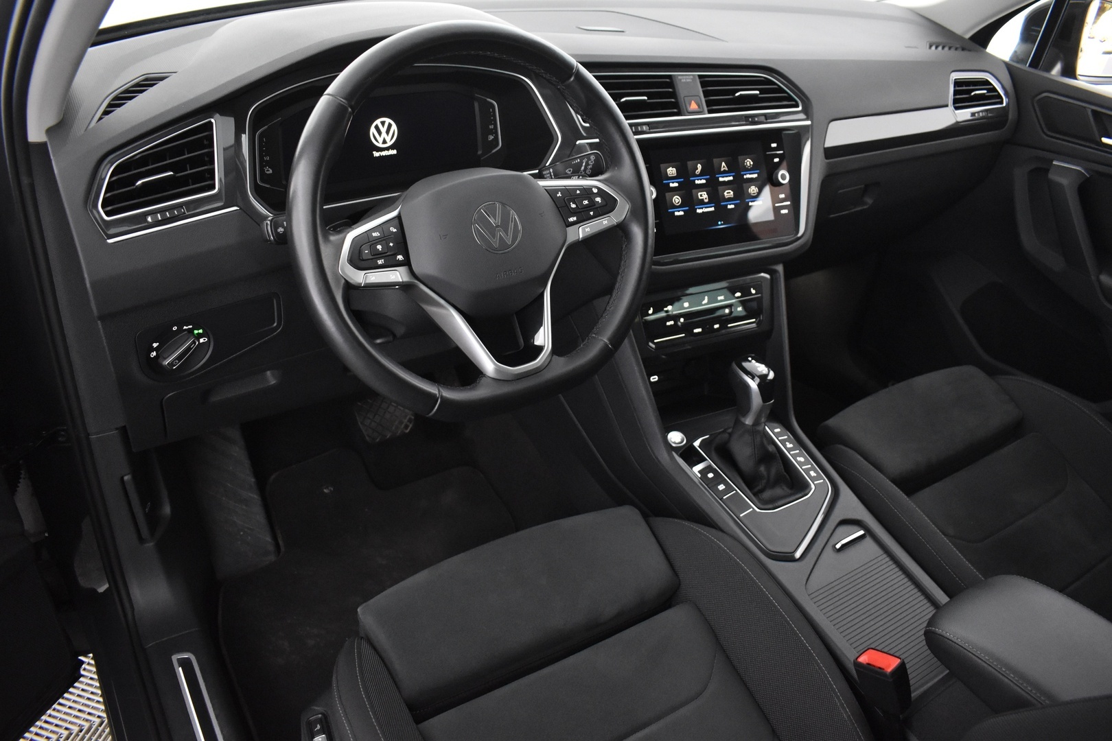 VOLKSWAGEN Tiguan 2021