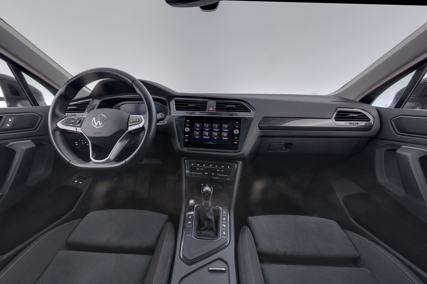 VOLKSWAGEN Tiguan 2021