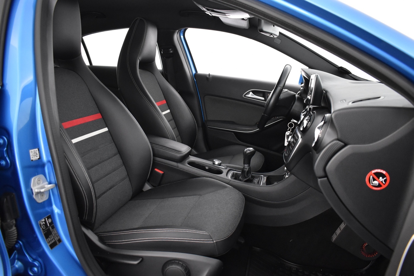 MERCEDES-BENZ A 2014