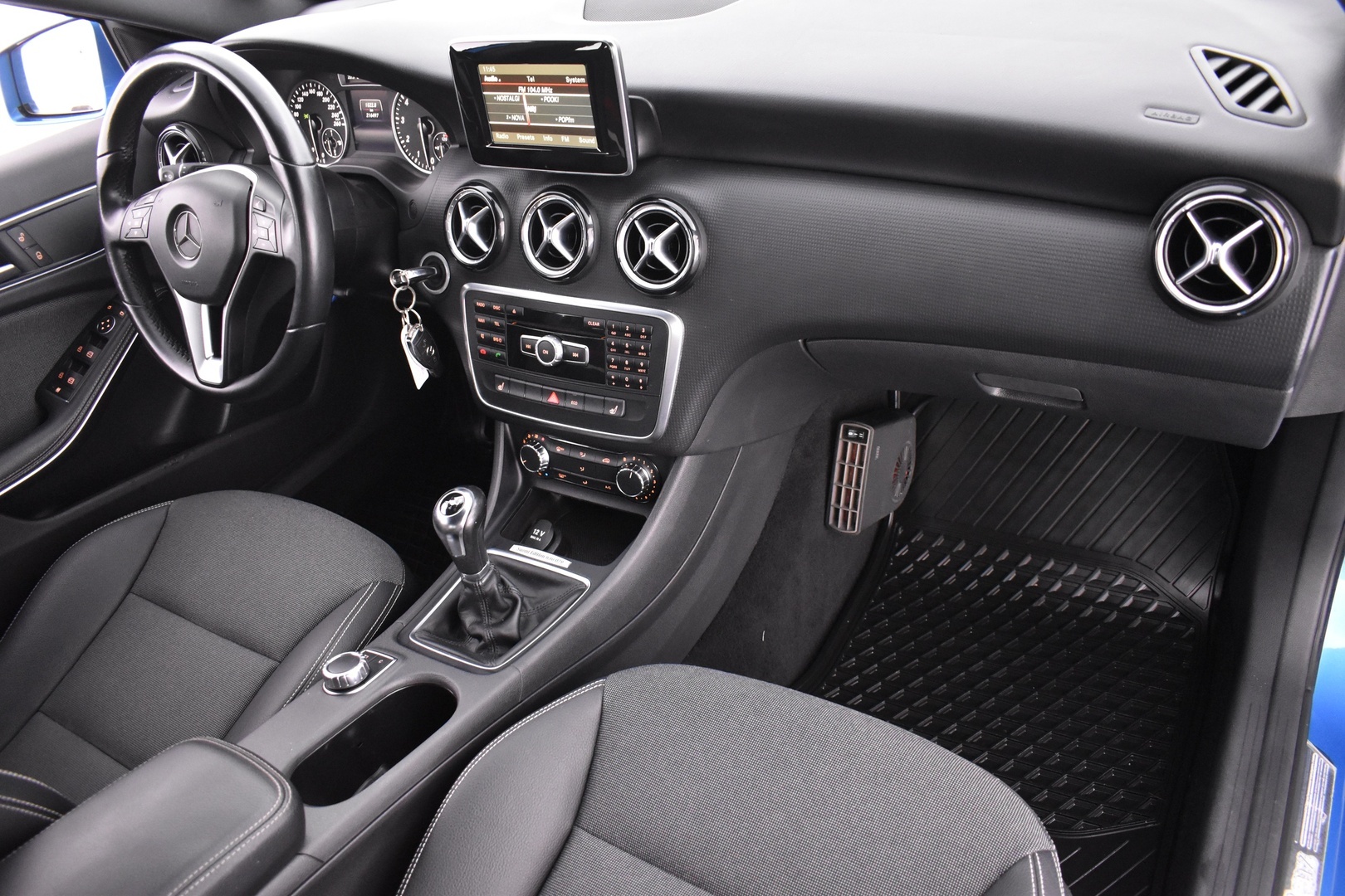 MERCEDES-BENZ A 2014