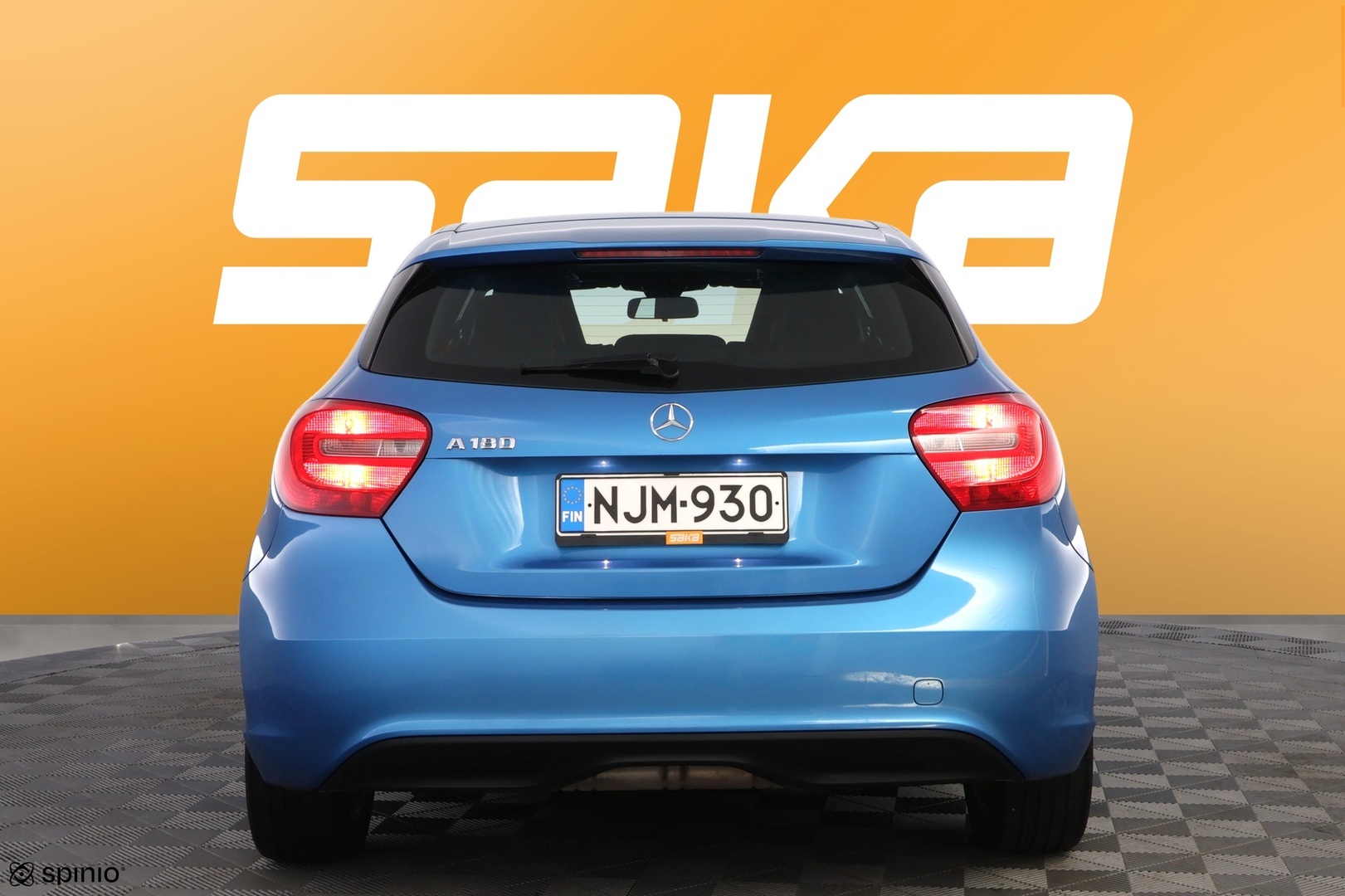 MERCEDES-BENZ A 2014