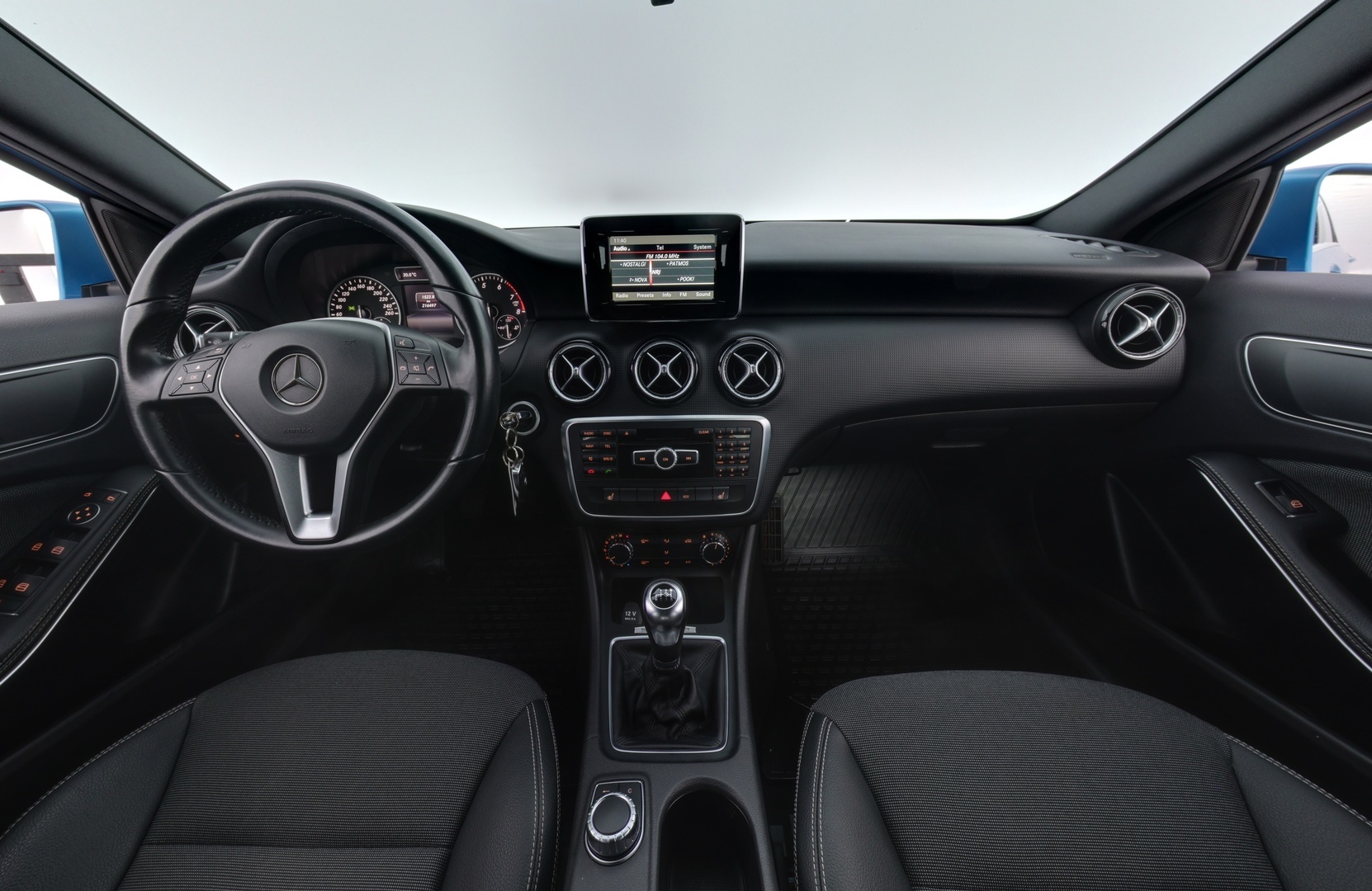 MERCEDES-BENZ A 2014