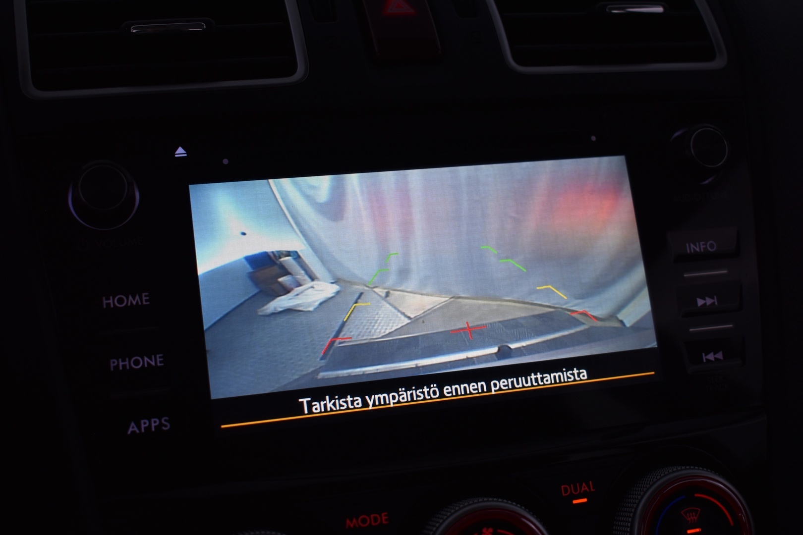 SUBARU Forester 2016