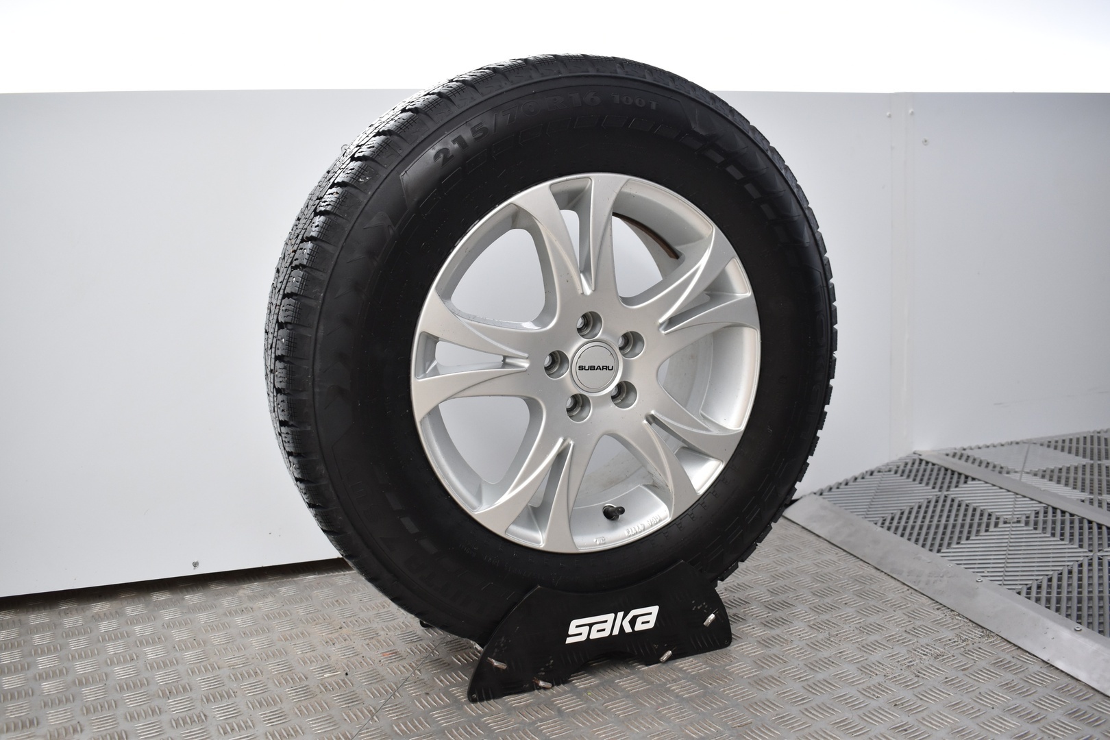 SUBARU Forester 2016