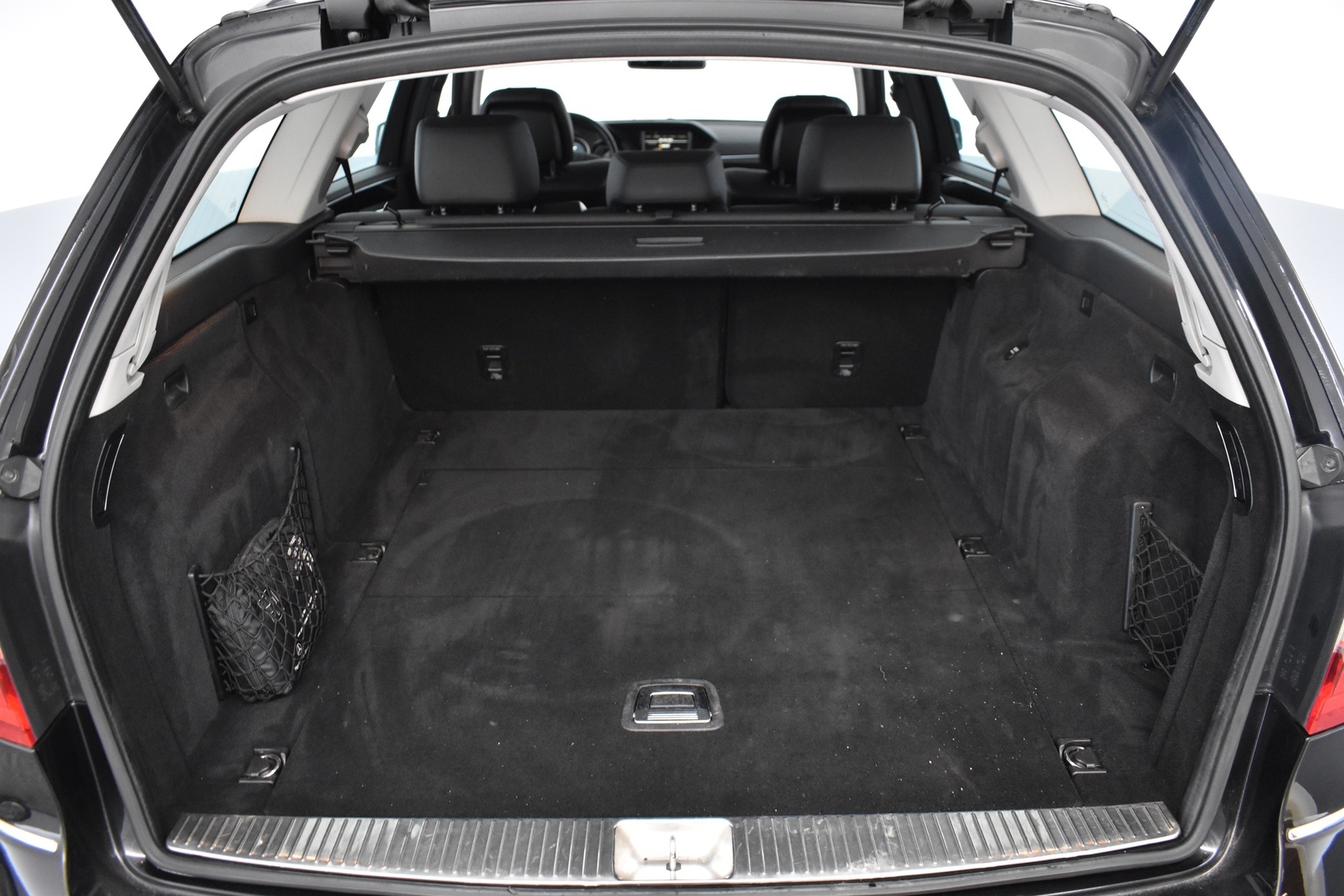 MERCEDES-BENZ E 2011