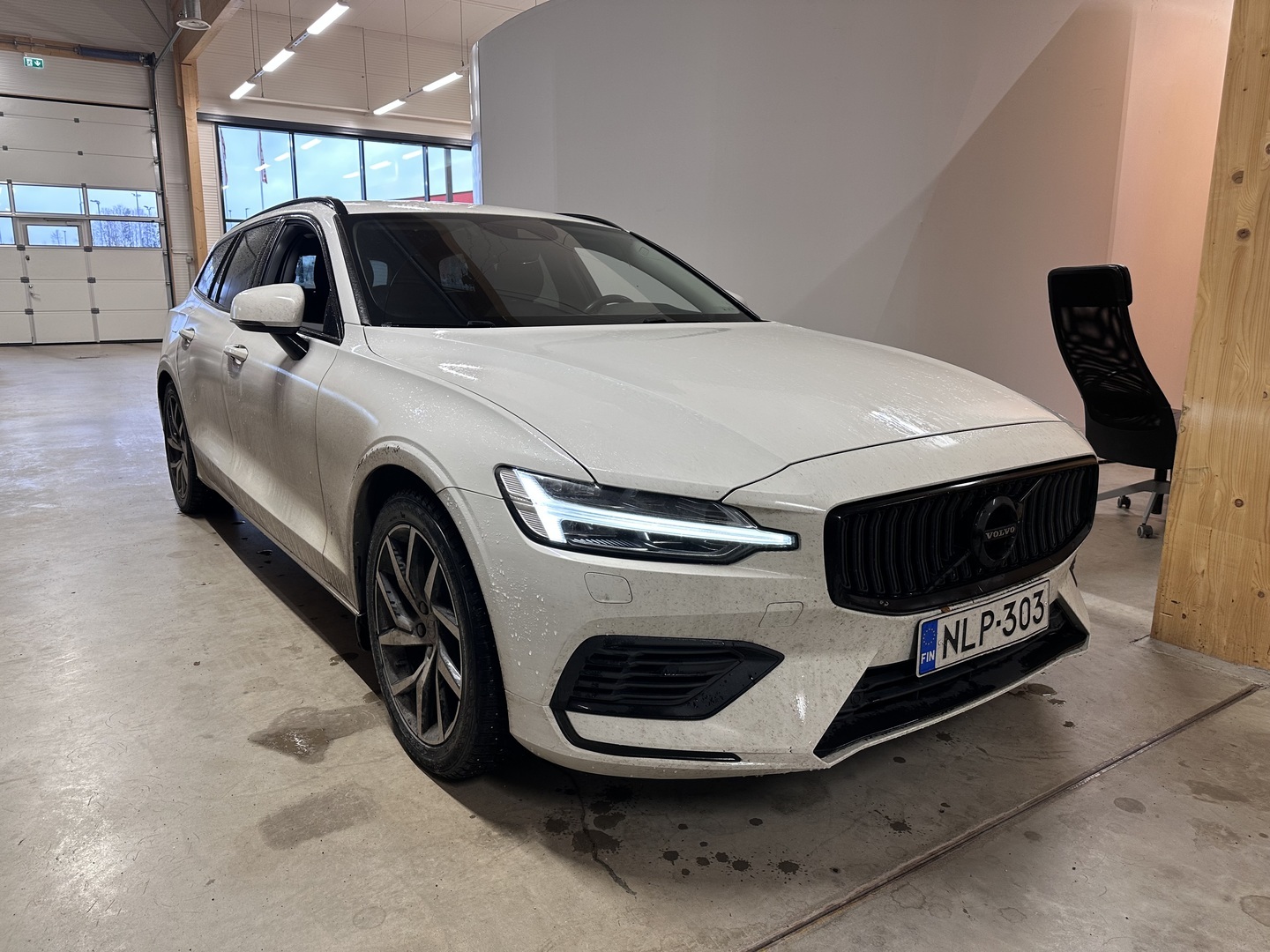 VOLVO V60 2020