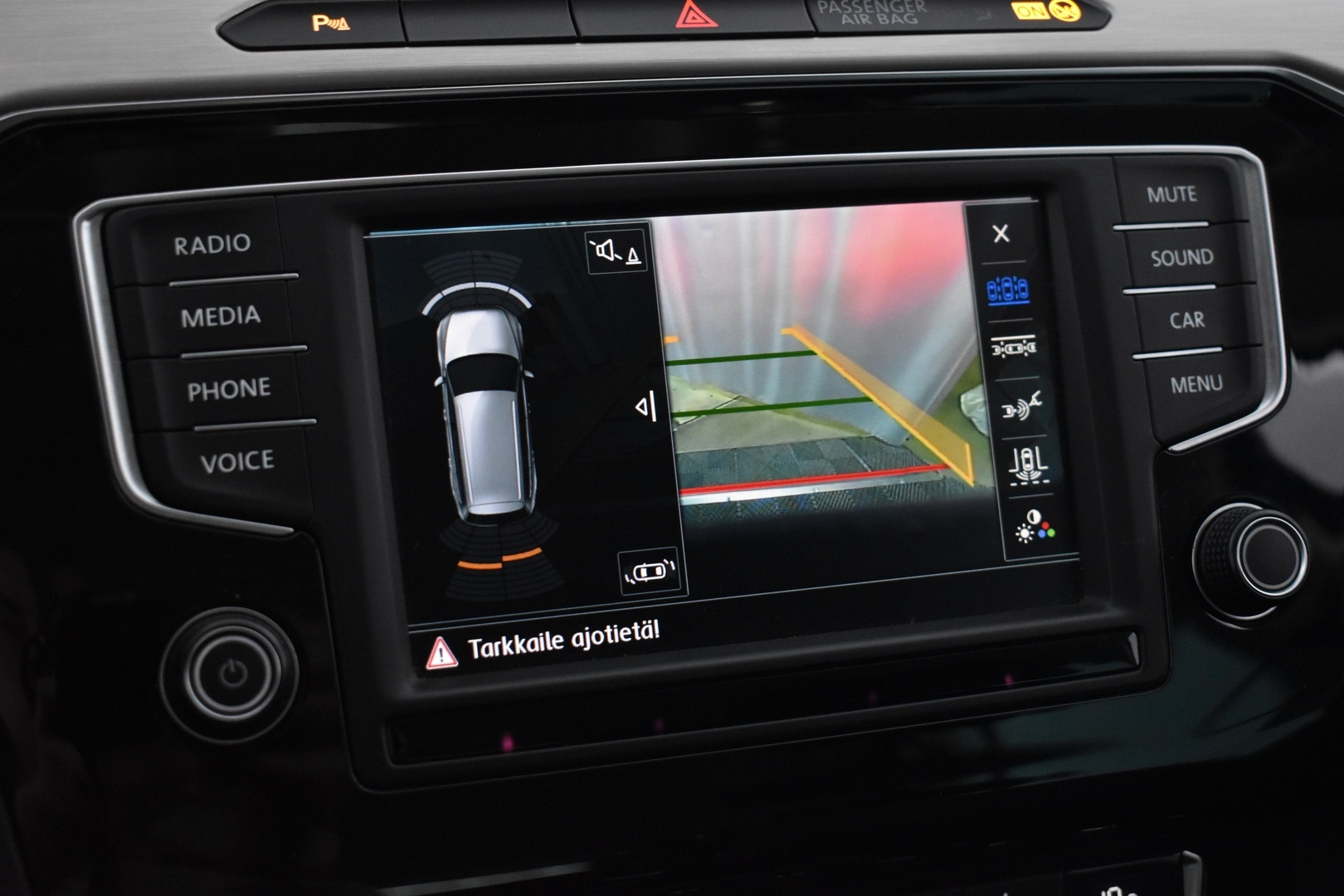 VOLKSWAGEN Passat 2016