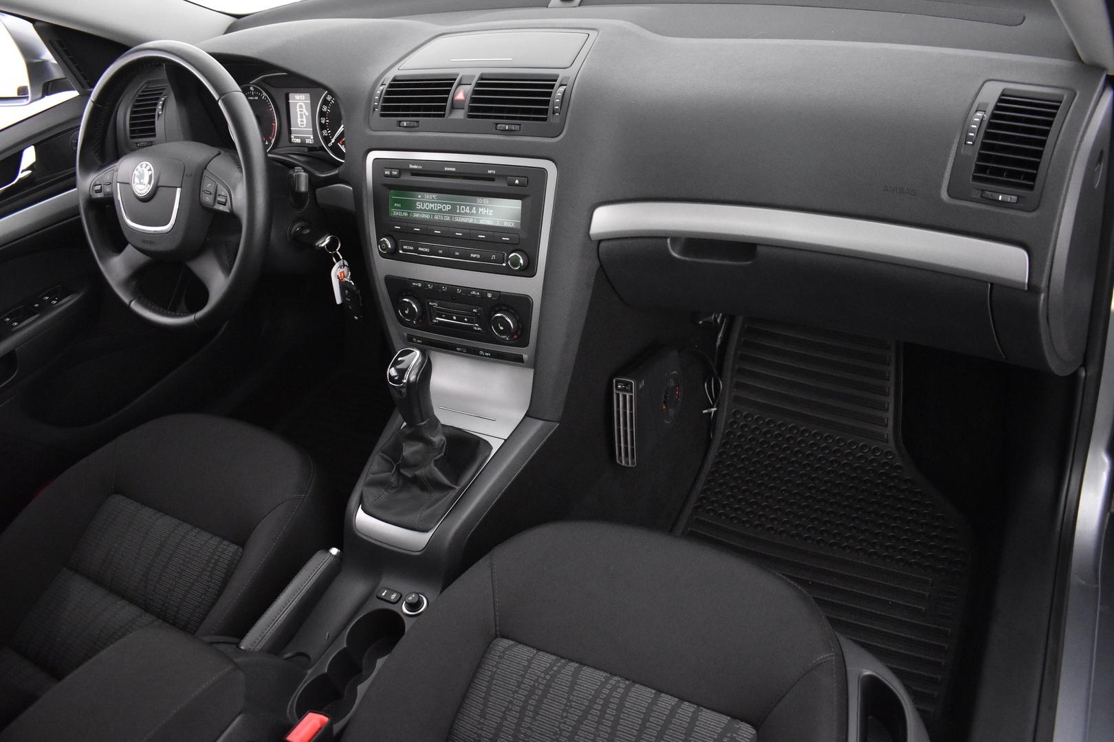 SKODA Octavia 2013