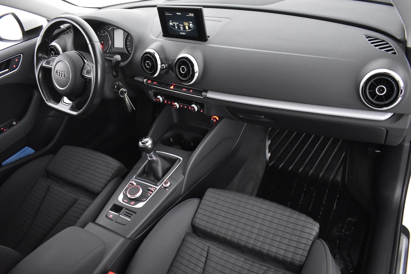 AUDI A3 2016