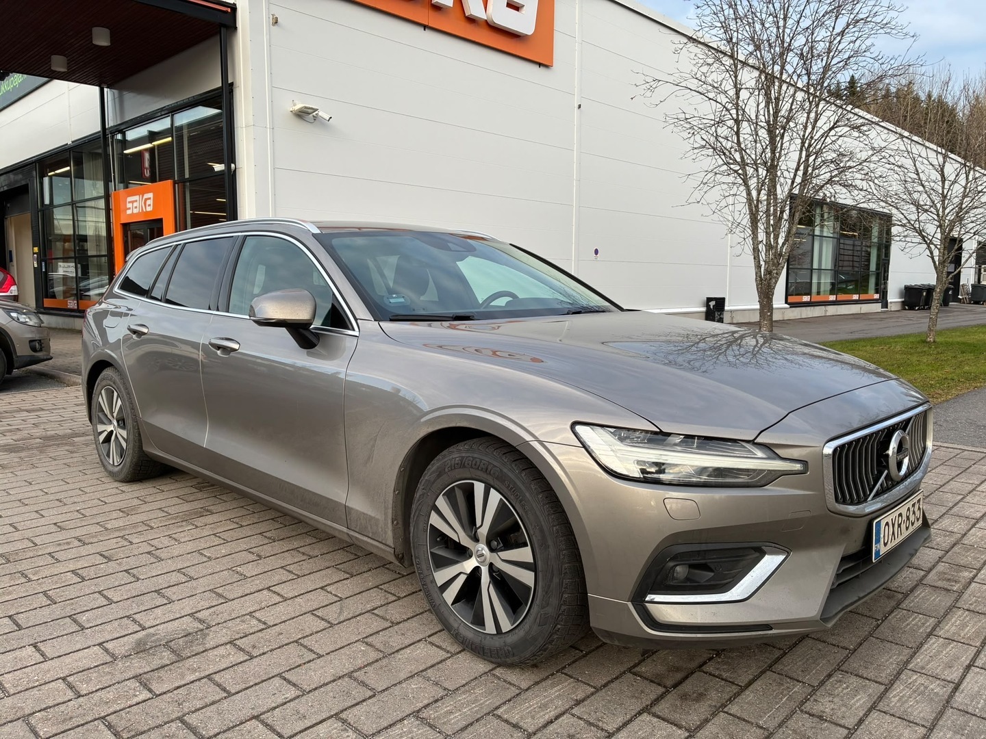 VOLVO V60 2019