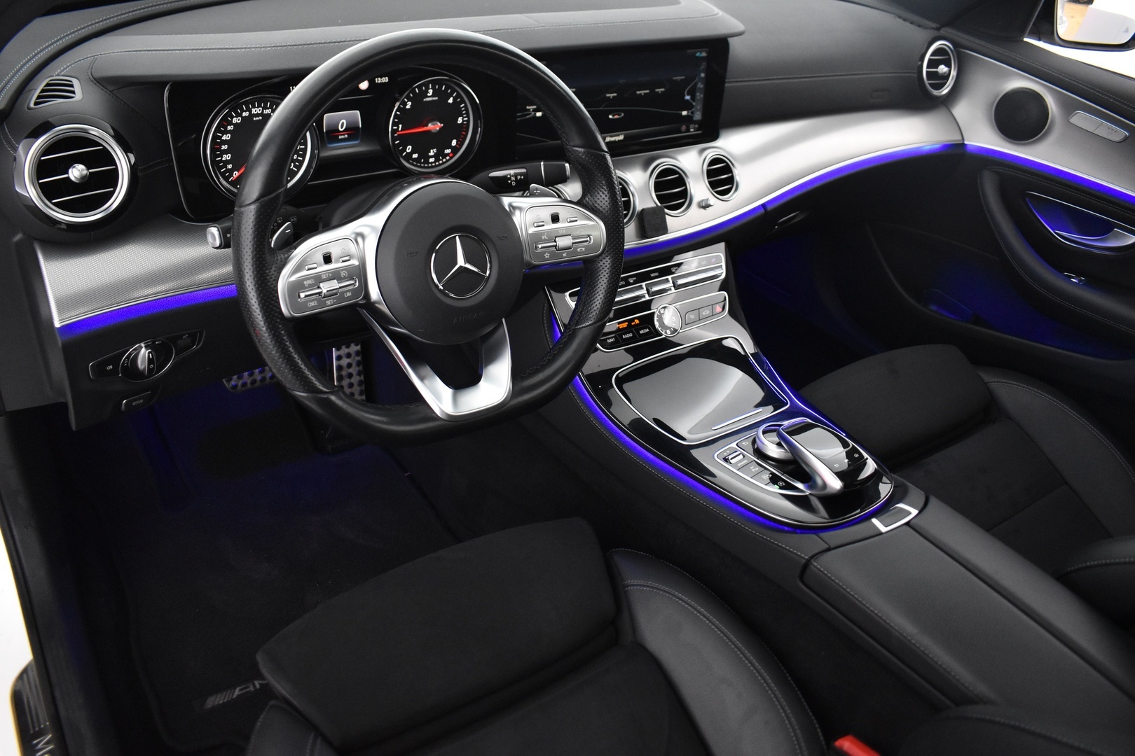 MERCEDES-BENZ E 2019