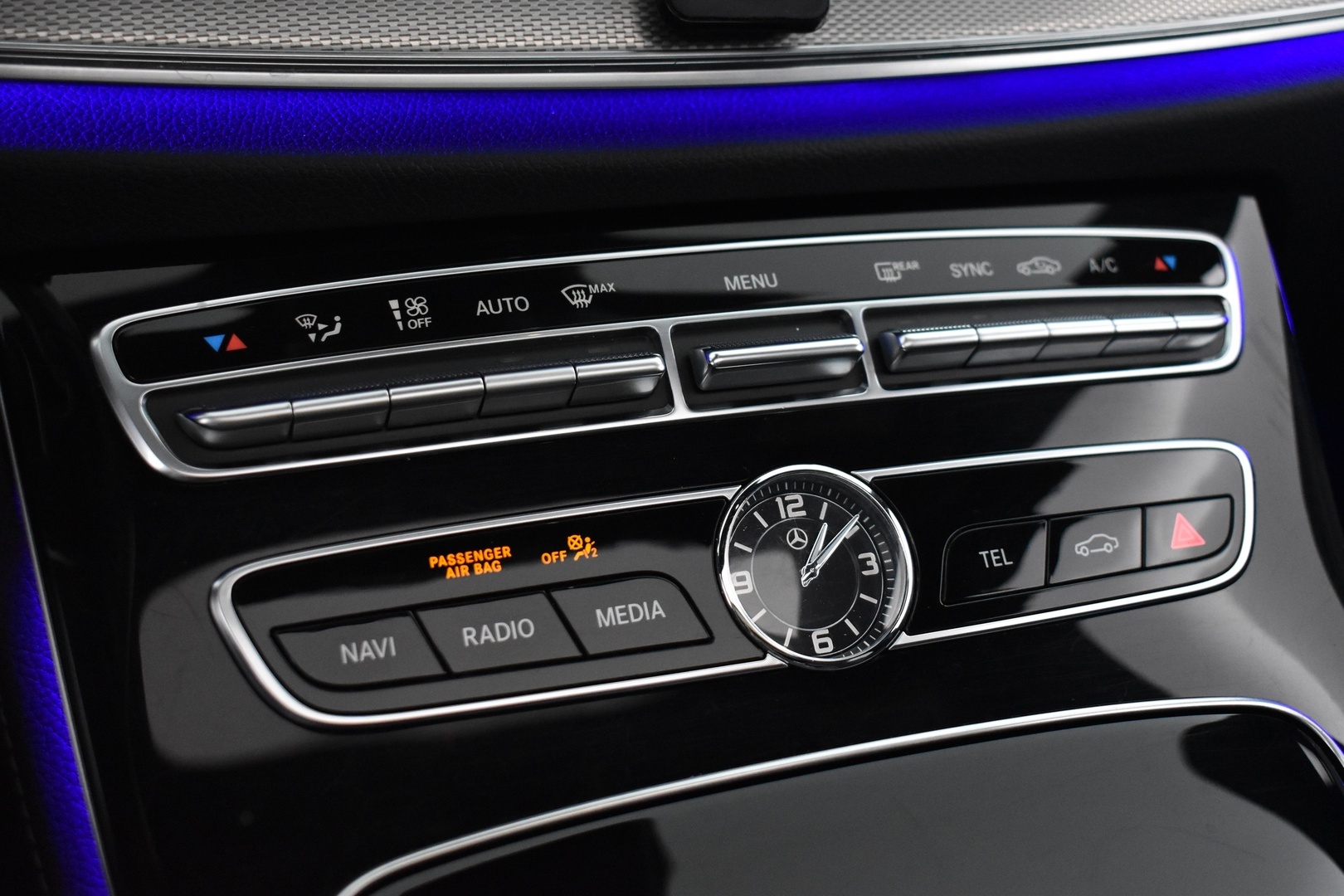 MERCEDES-BENZ E 2019