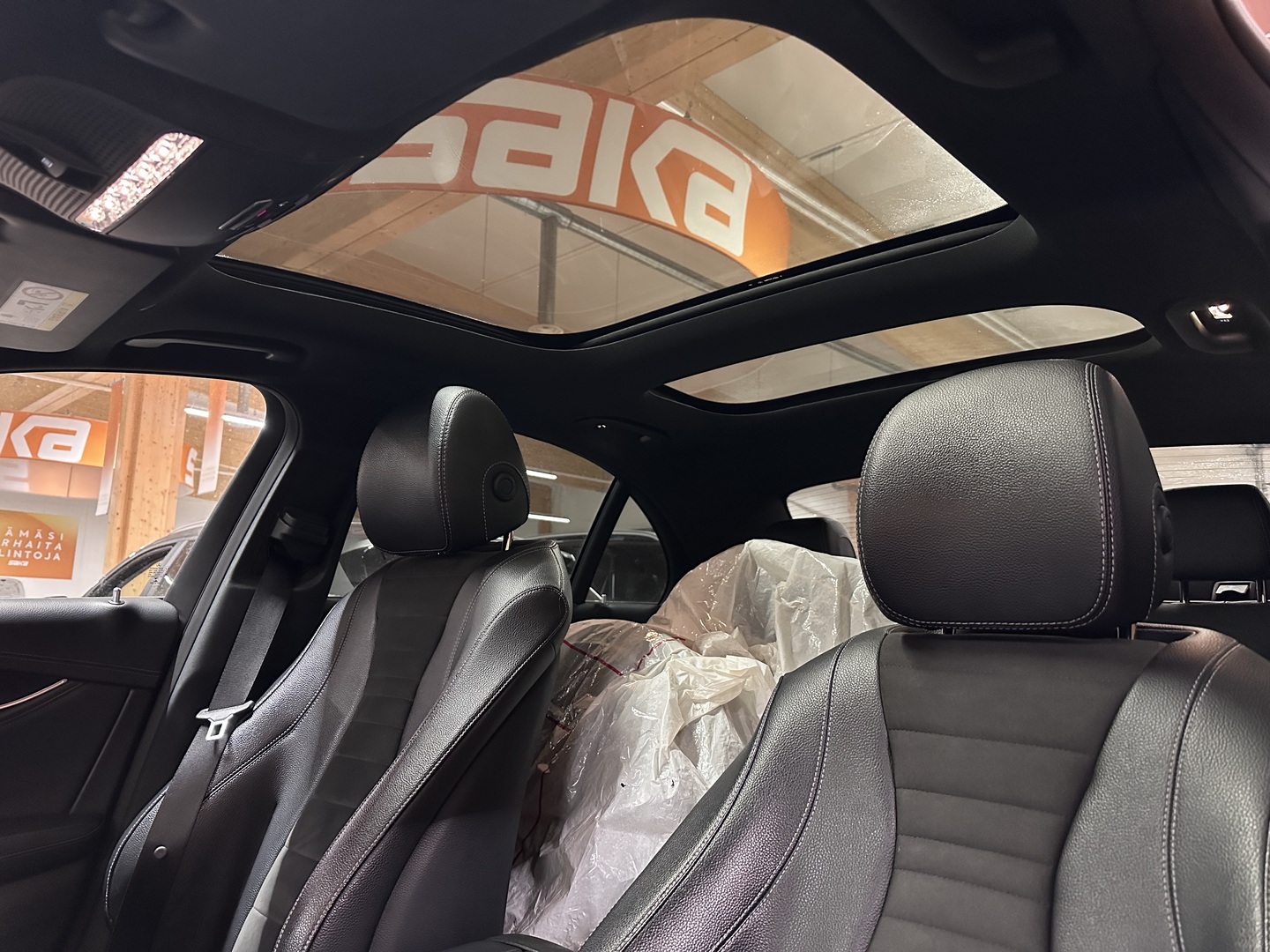 MERCEDES-BENZ E 2017