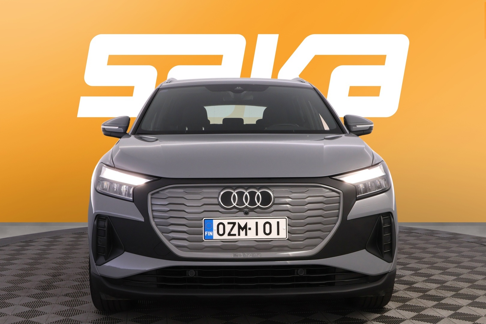 AUDI Q4 e-tron 2022