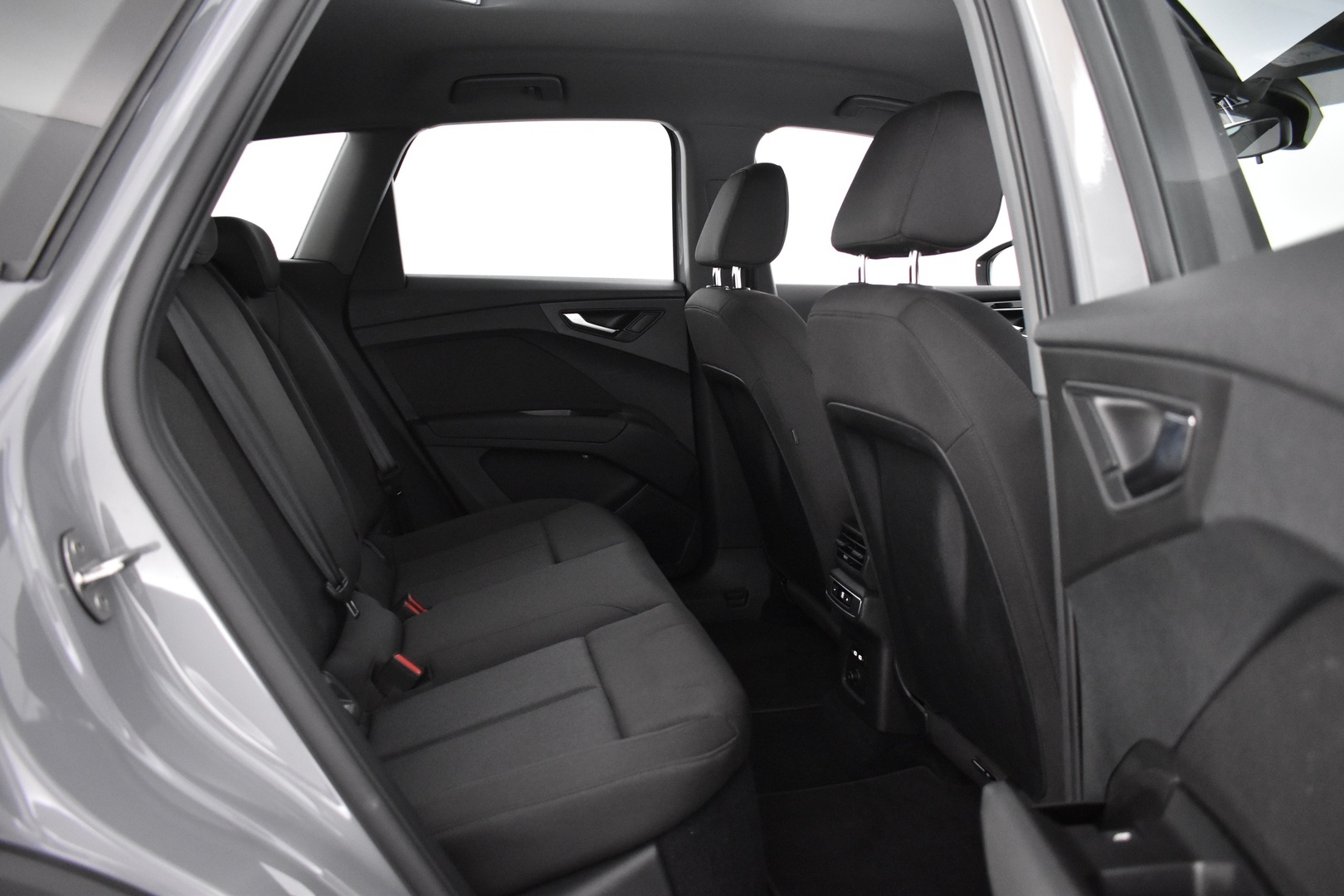 AUDI Q4 e-tron 2022