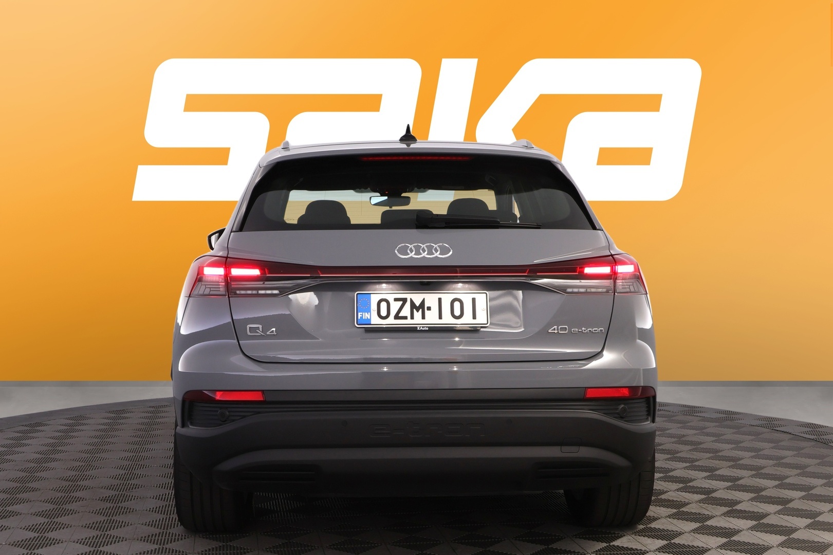 AUDI Q4 e-tron 2022