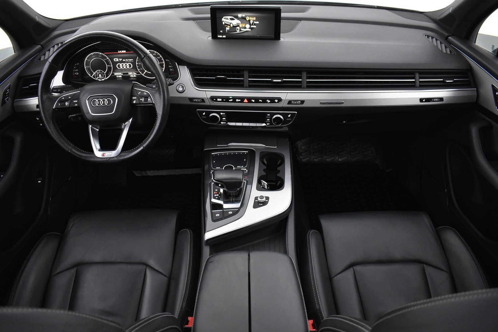 AUDI Q7 2017