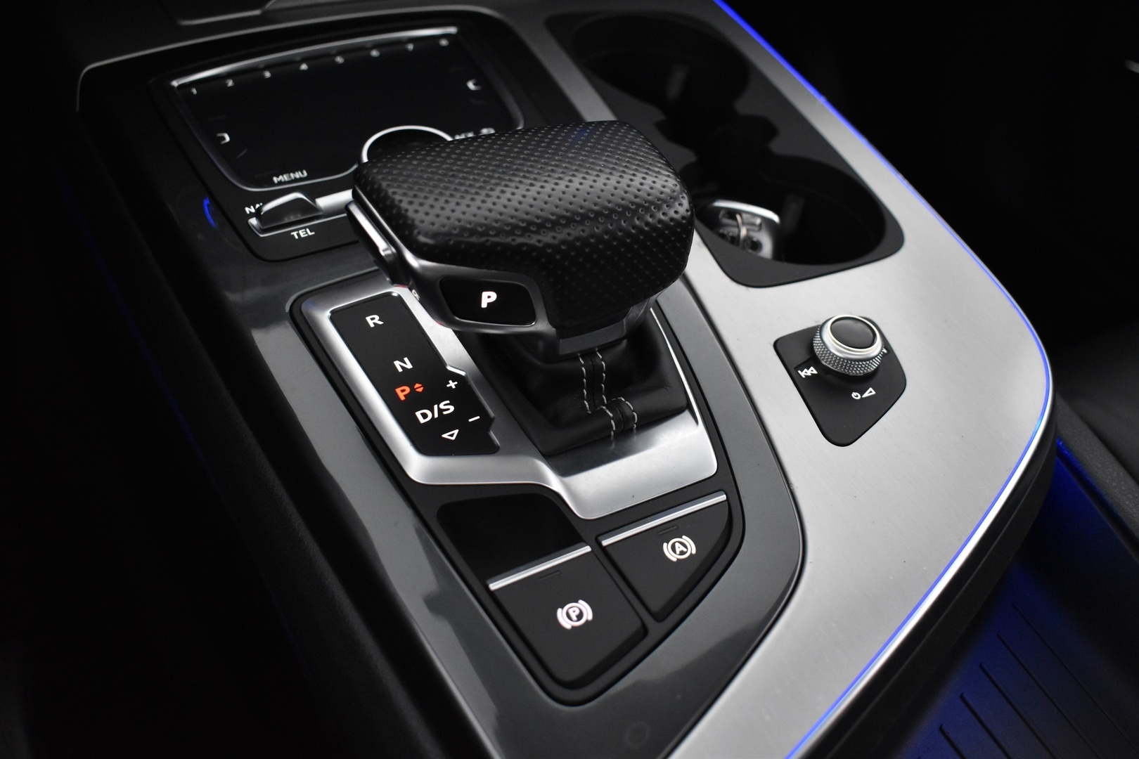 AUDI Q7 2017