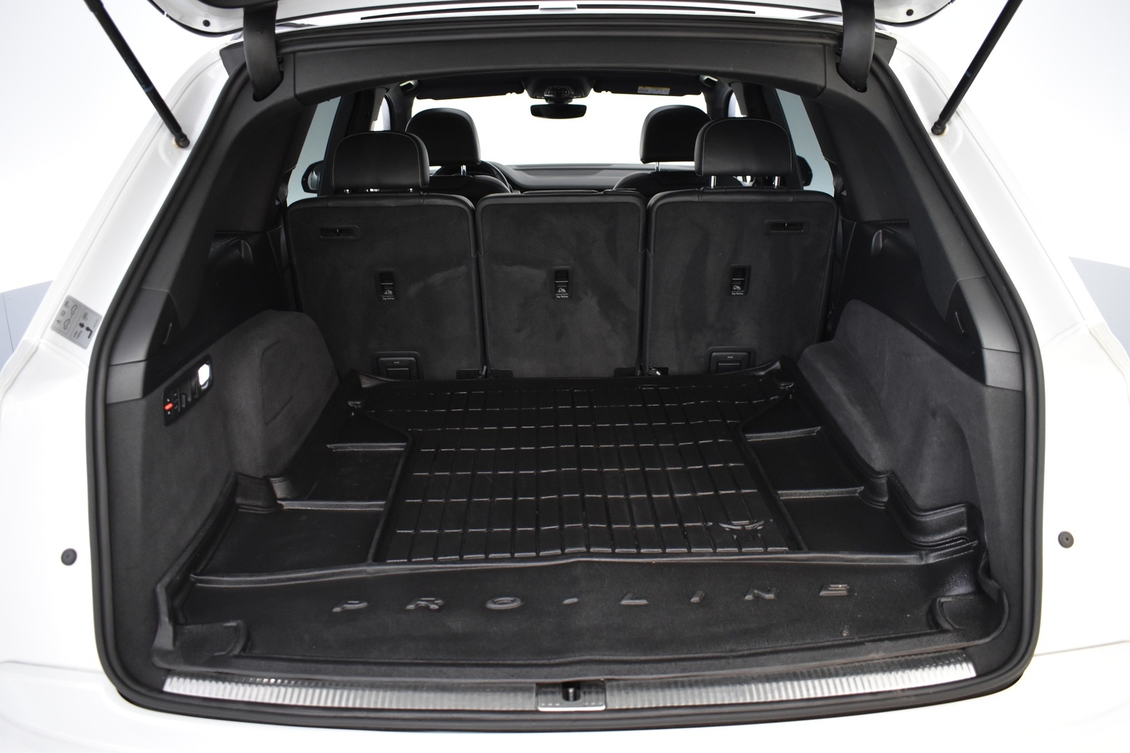 AUDI Q7 2017