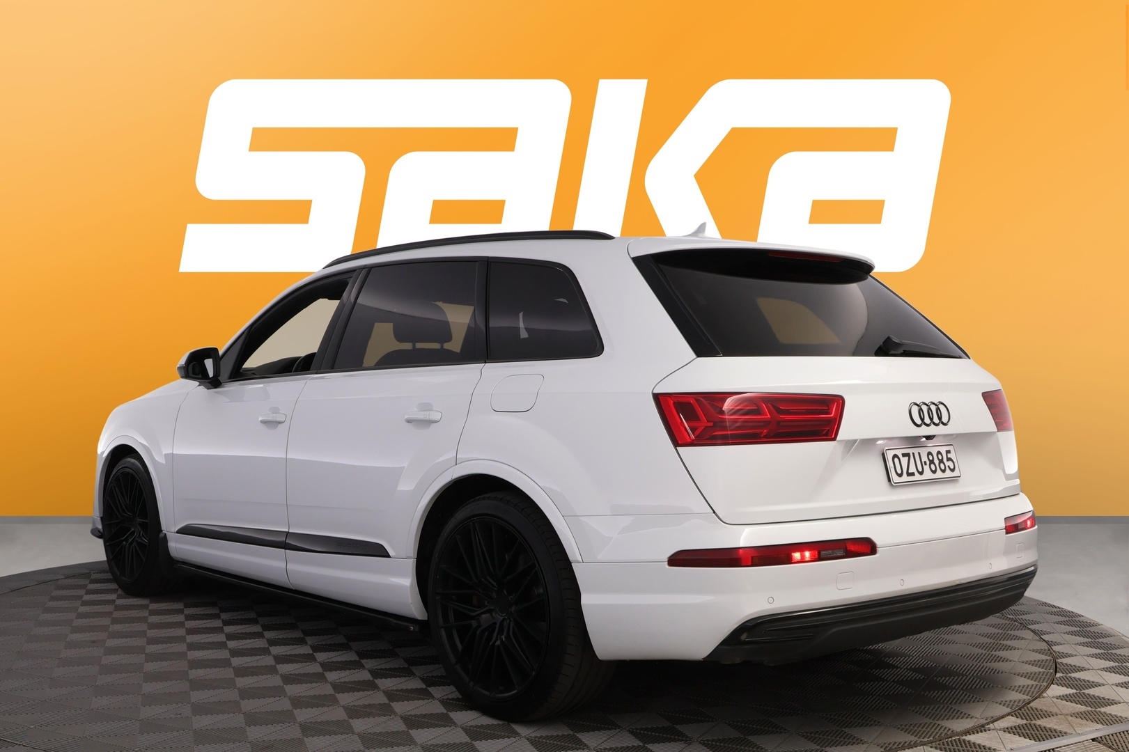 AUDI Q7 2017