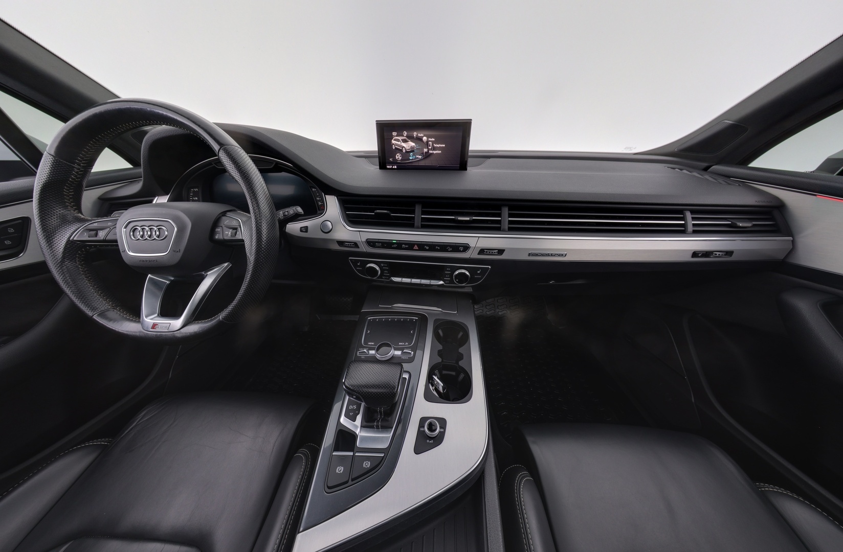 AUDI Q7 2017