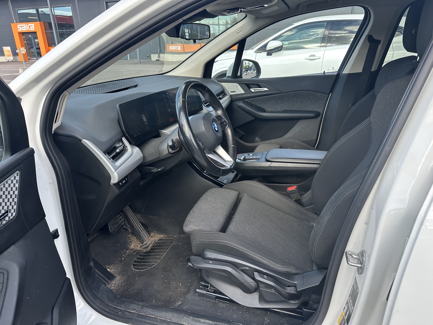 BMW 225 2023