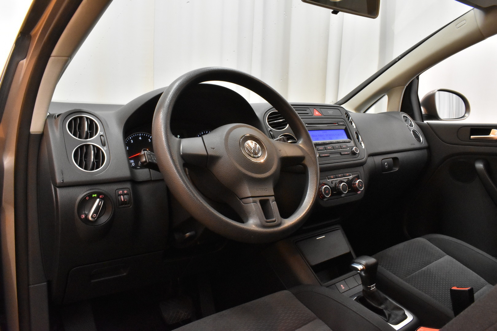 VOLKSWAGEN Golf Plus 2011