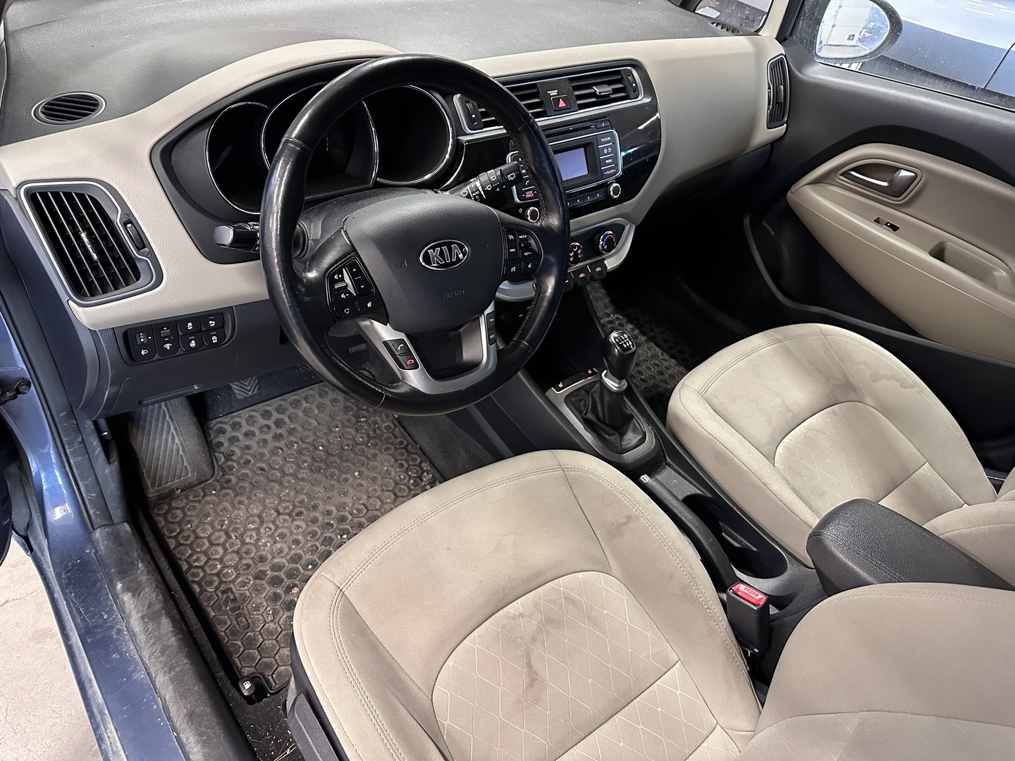 KIA Rio 2015