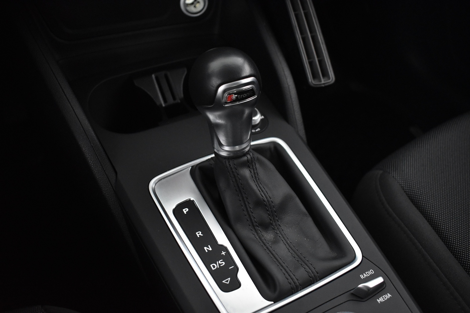 AUDI Q2 2017