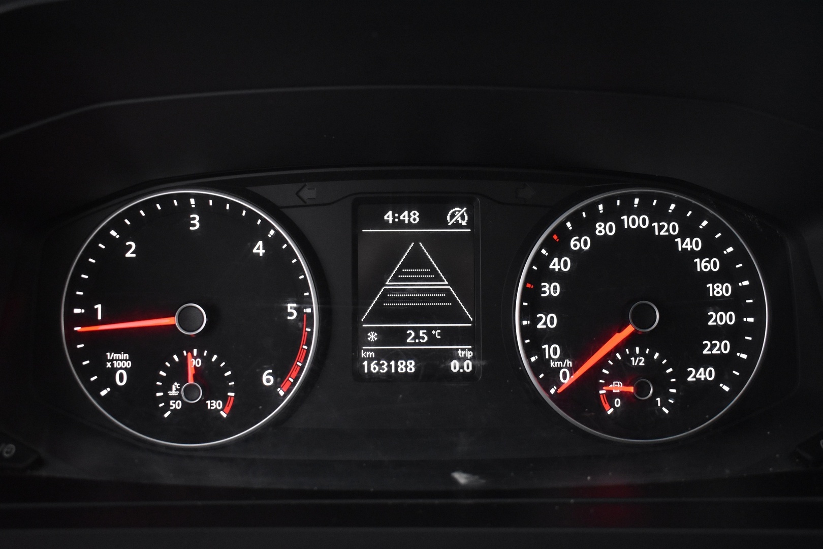 VOLKSWAGEN Transporter 2016