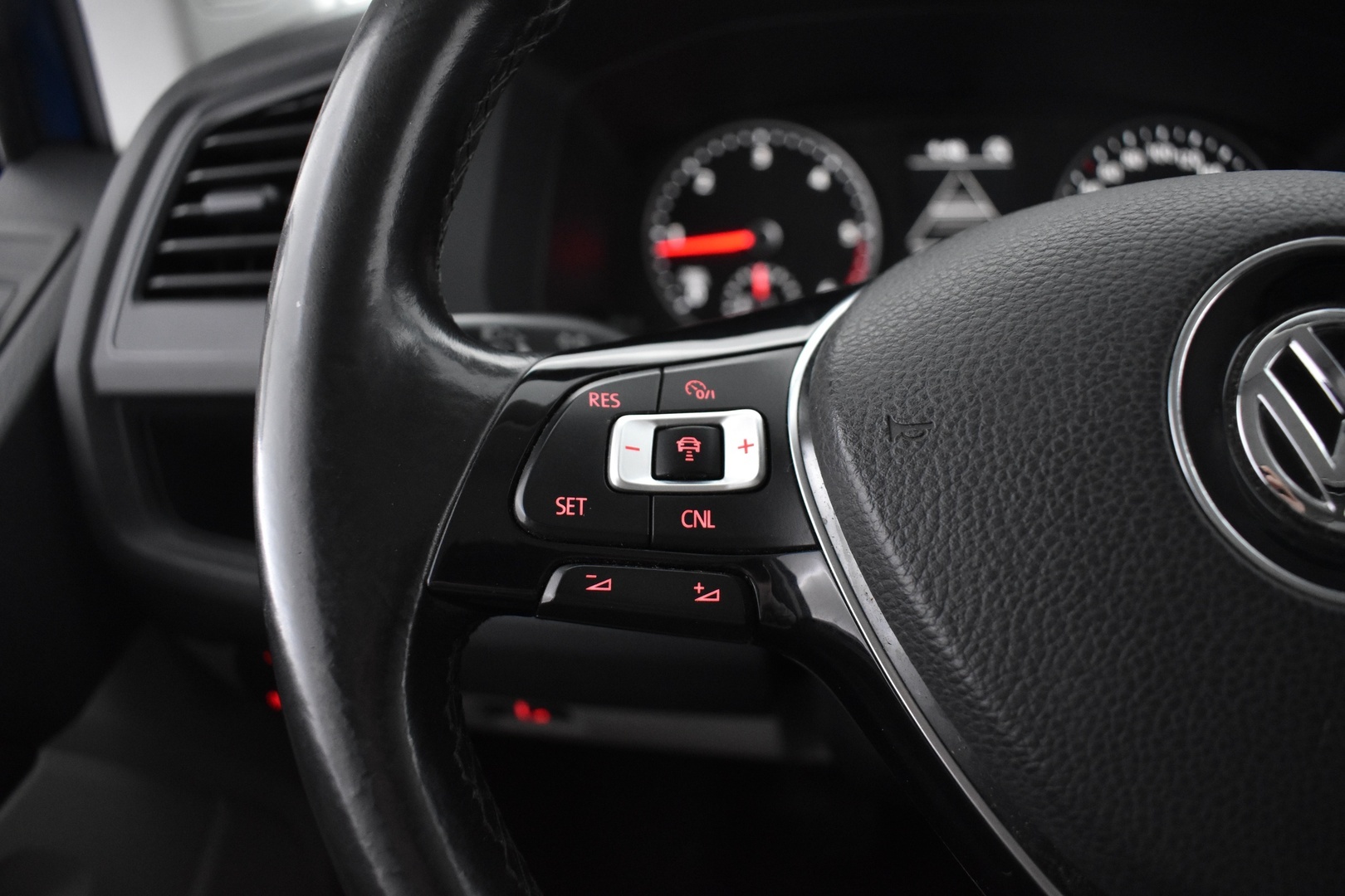 VOLKSWAGEN Transporter 2016