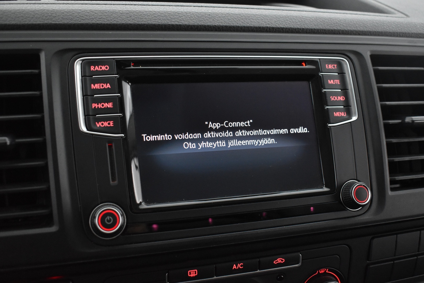 VOLKSWAGEN Transporter 2016