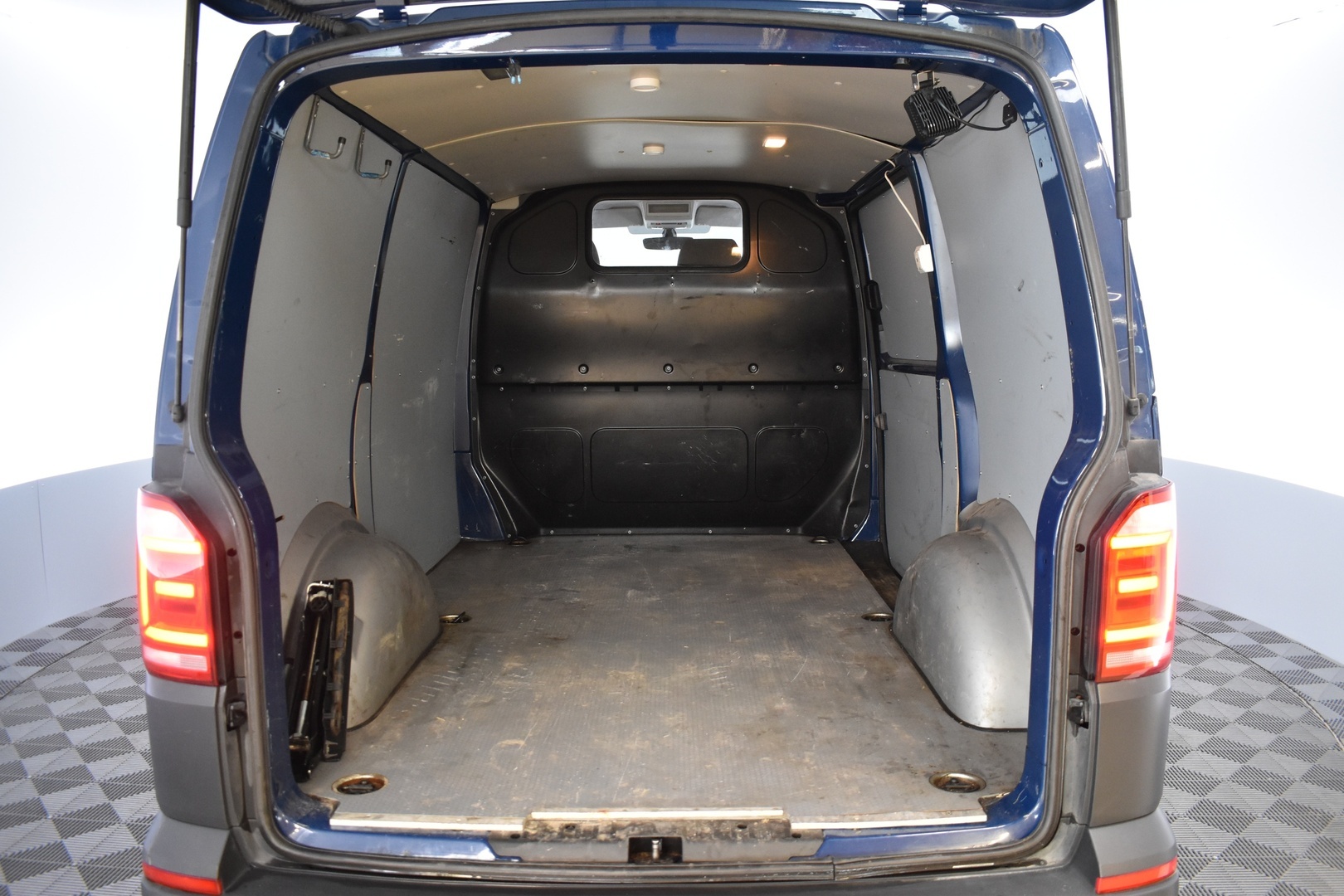 VOLKSWAGEN Transporter 2016