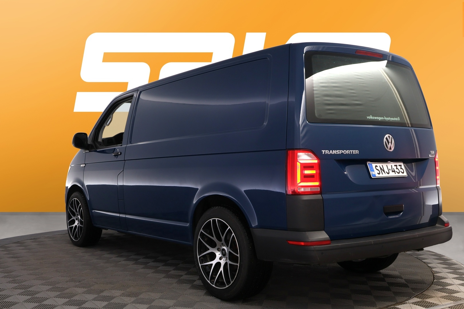 VOLKSWAGEN Transporter 2016