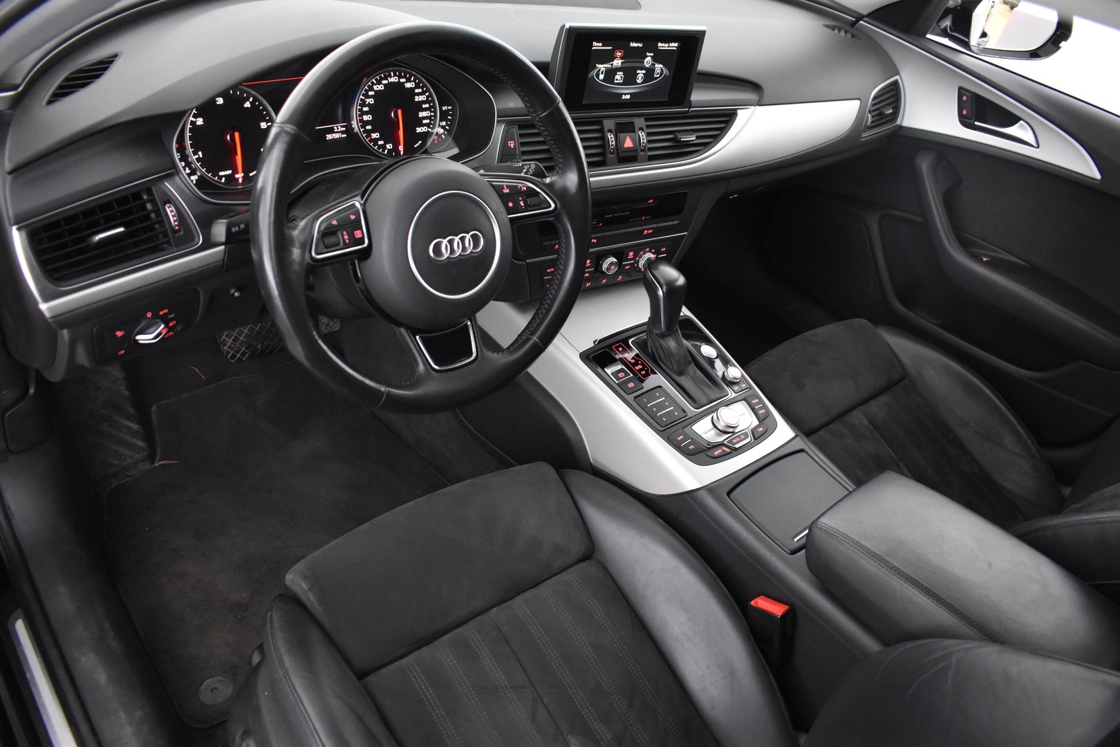 AUDI A6 2016