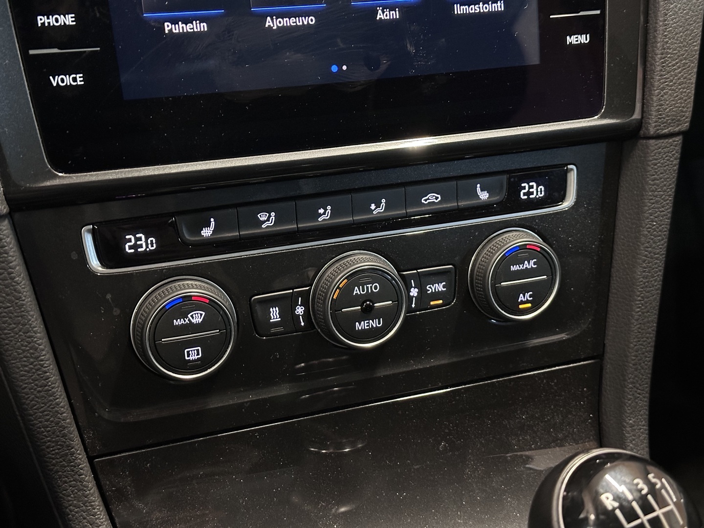 VOLKSWAGEN Golf 2019