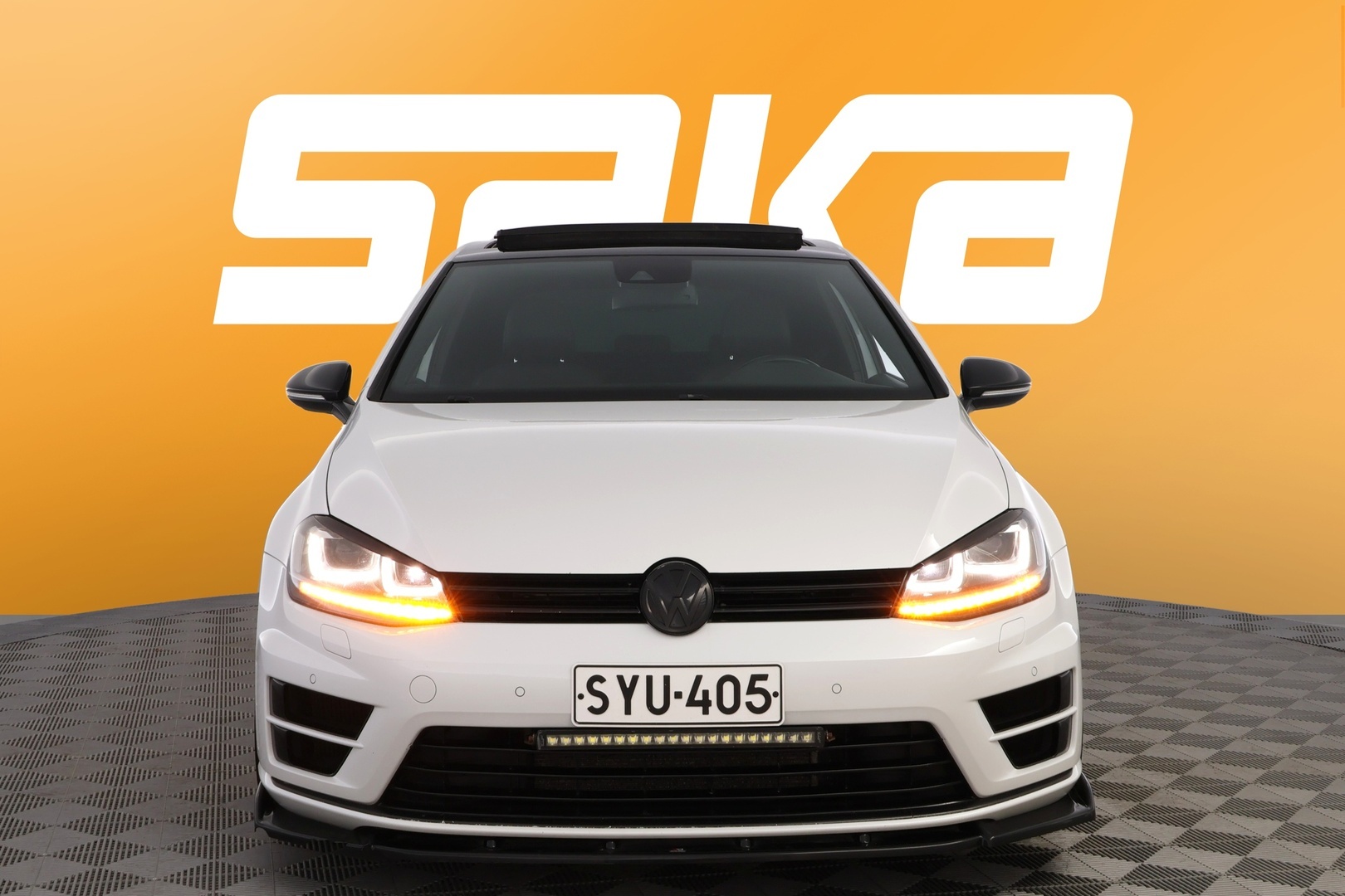 VOLKSWAGEN Golf 2015