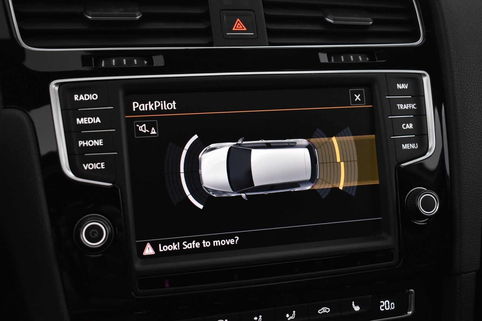 VOLKSWAGEN Golf 2015