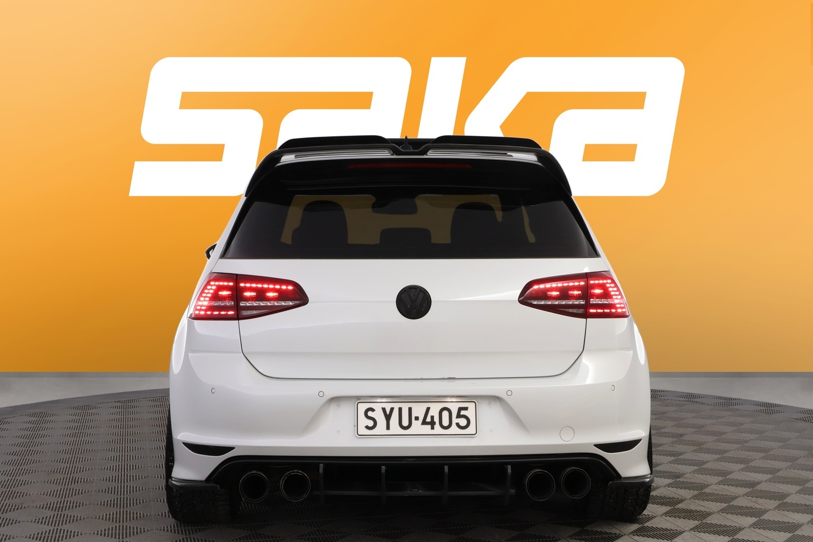 VOLKSWAGEN Golf 2015