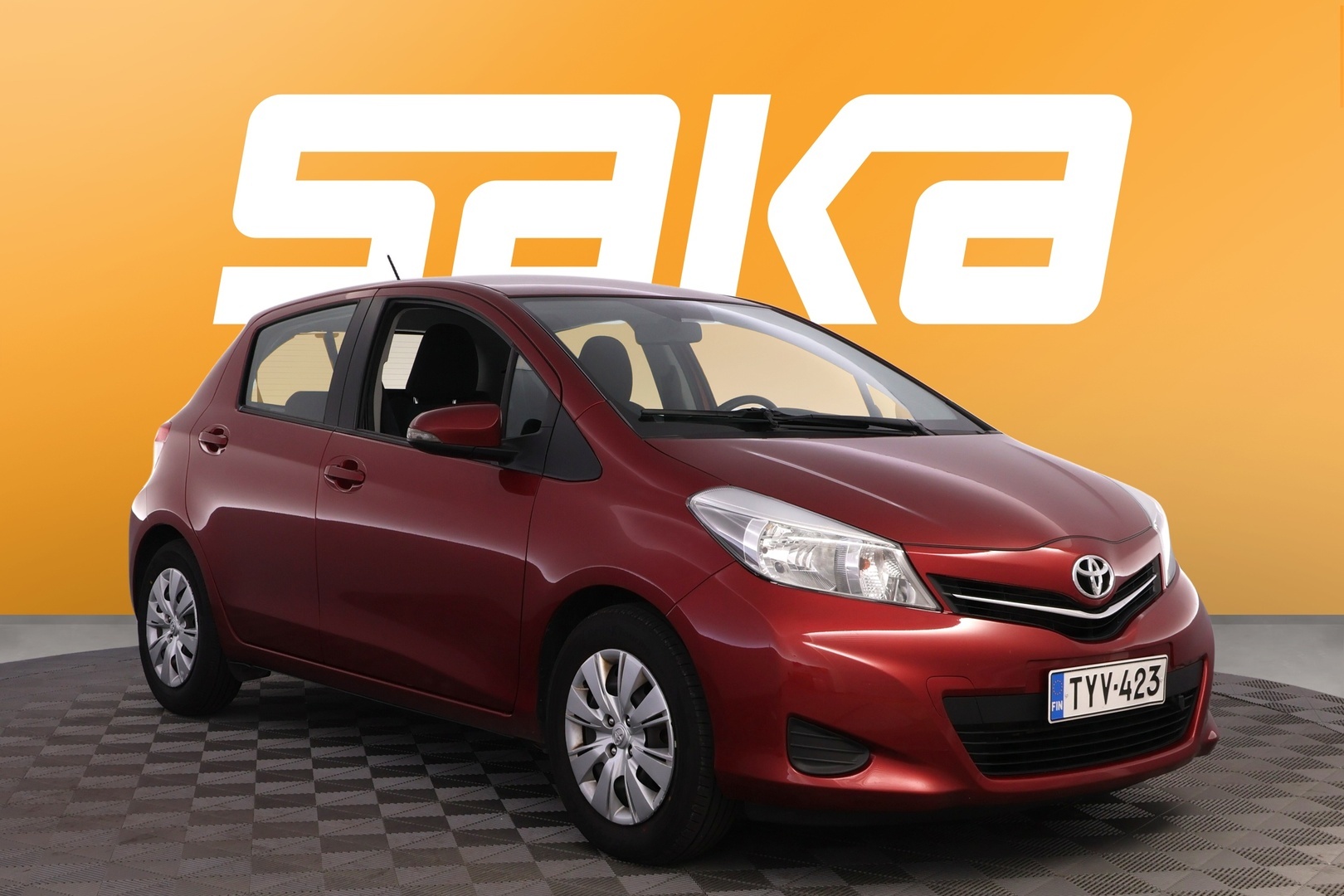 TOYOTA Yaris 2012