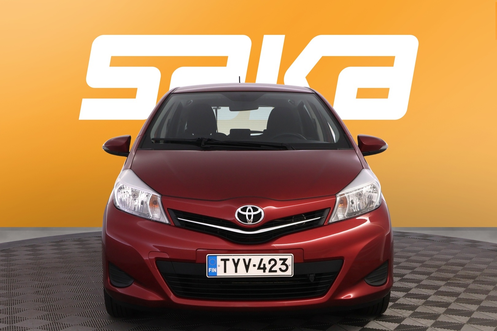 TOYOTA Yaris 2012